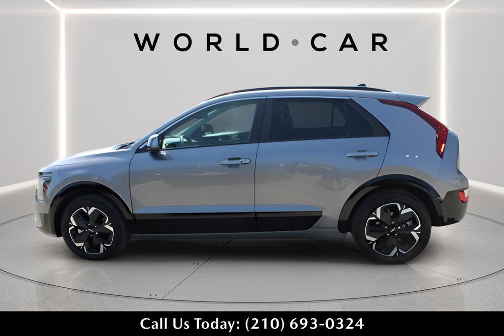 Certified 2024 Kia Niro Wind FWD image 4