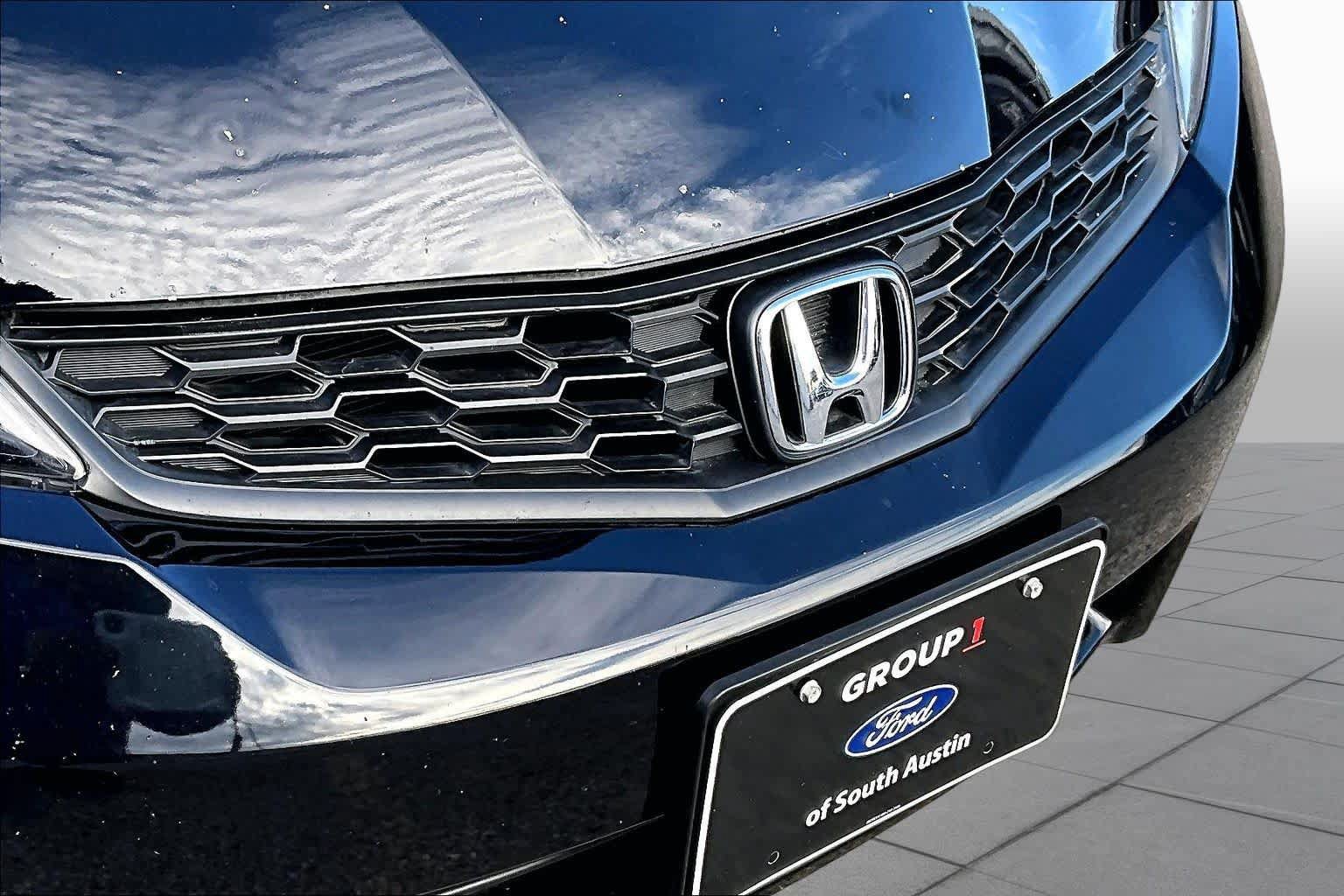 Used 2013 Honda Fit Sport image 29