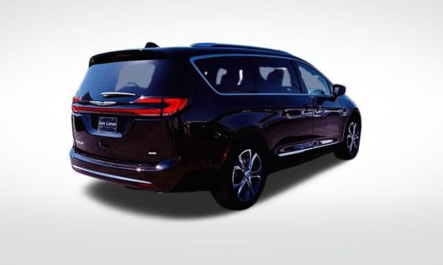New 2026 Chrysler Pacifica Pinnacle image 7