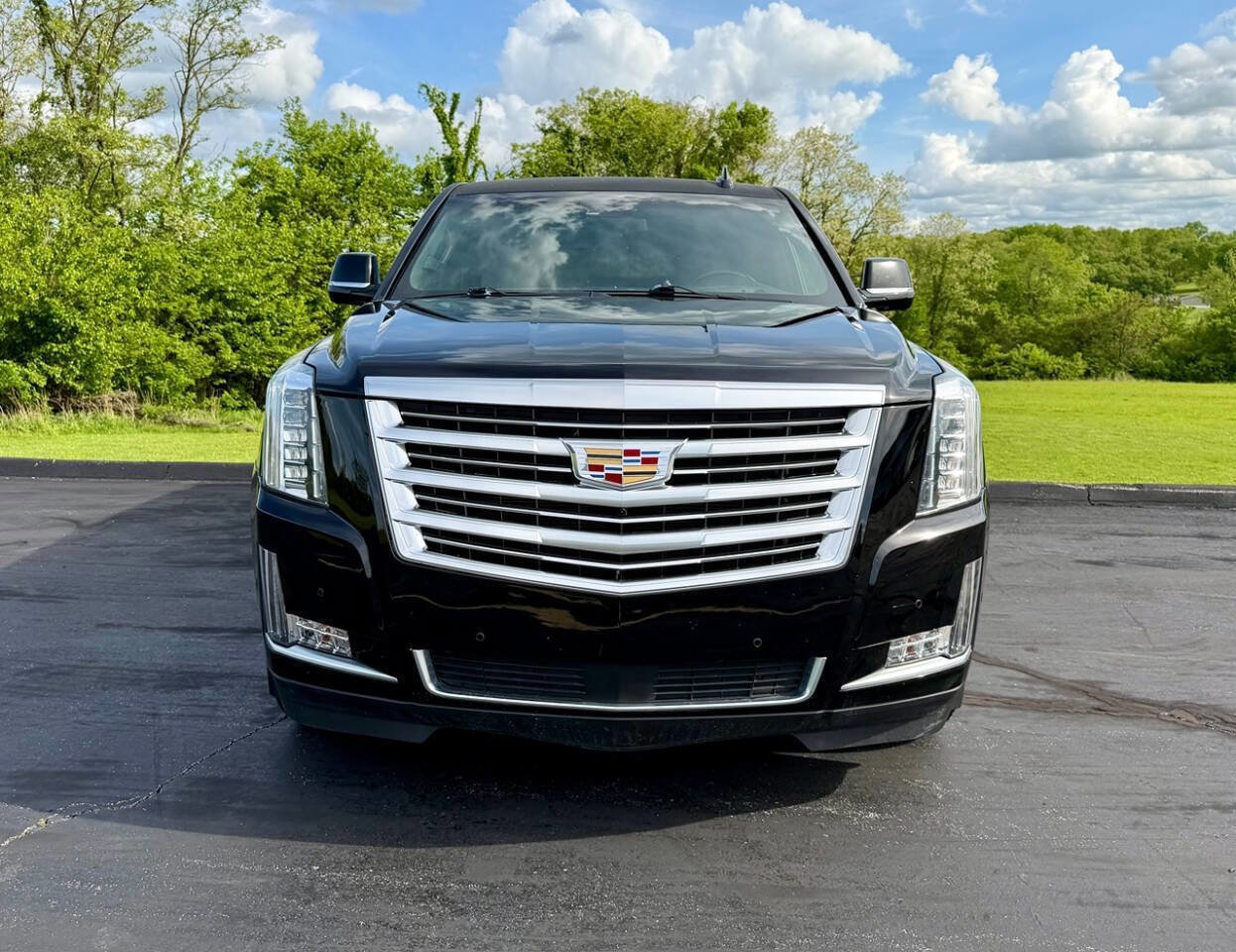Used 2017 Cadillac Escalade Platinum AWD/4WD image 8