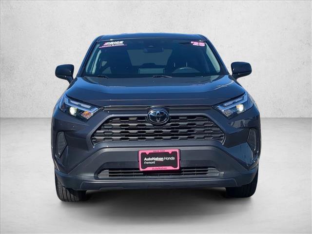 Used 2025 Toyota RAV4 LE video 2