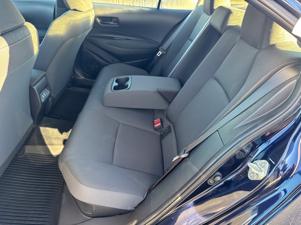 Used 2018 Toyota Corolla SE FWD image 6