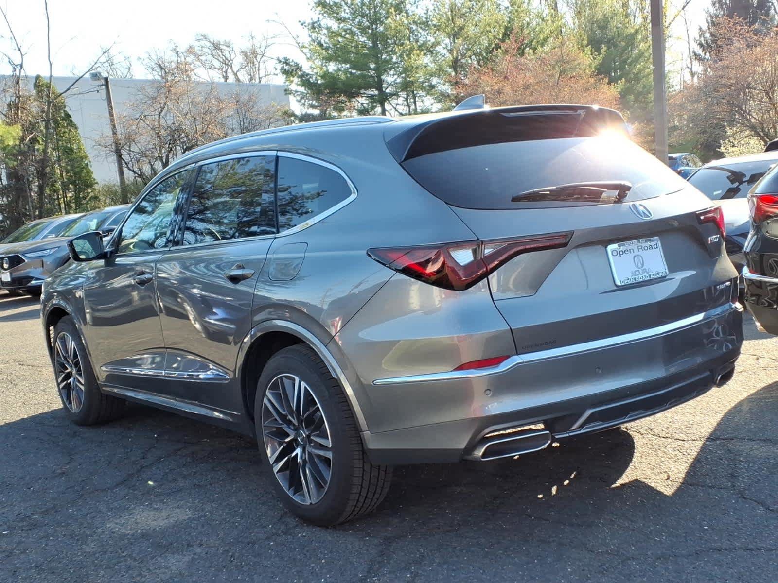 Certified 2026 Acura MDX SH-AWD w/ Advance Package image 4