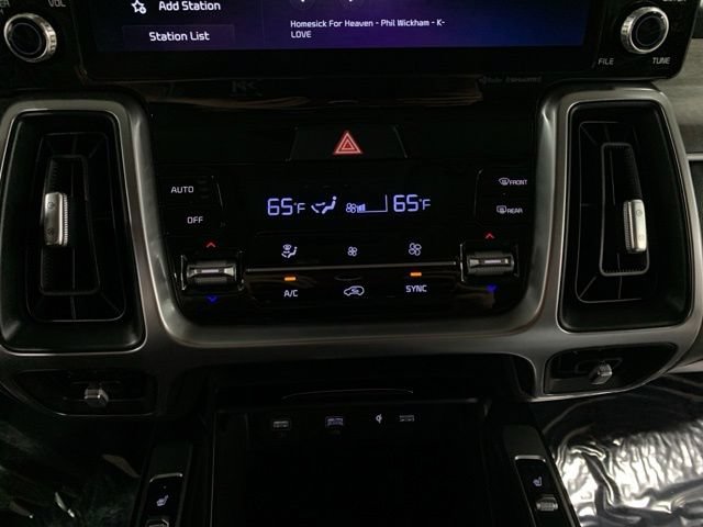 Used 2023 Kia Sorento S AWD/4WD image 32