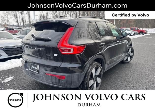 Used 2024 Volvo XC40 Recharge Ultimate w/ Protection Package Premier image 3
