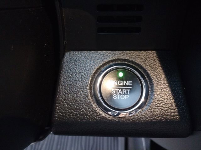 Used 2020 Ford Expedition XLT w/ Equipment Group 202A AWD/4WD image 43