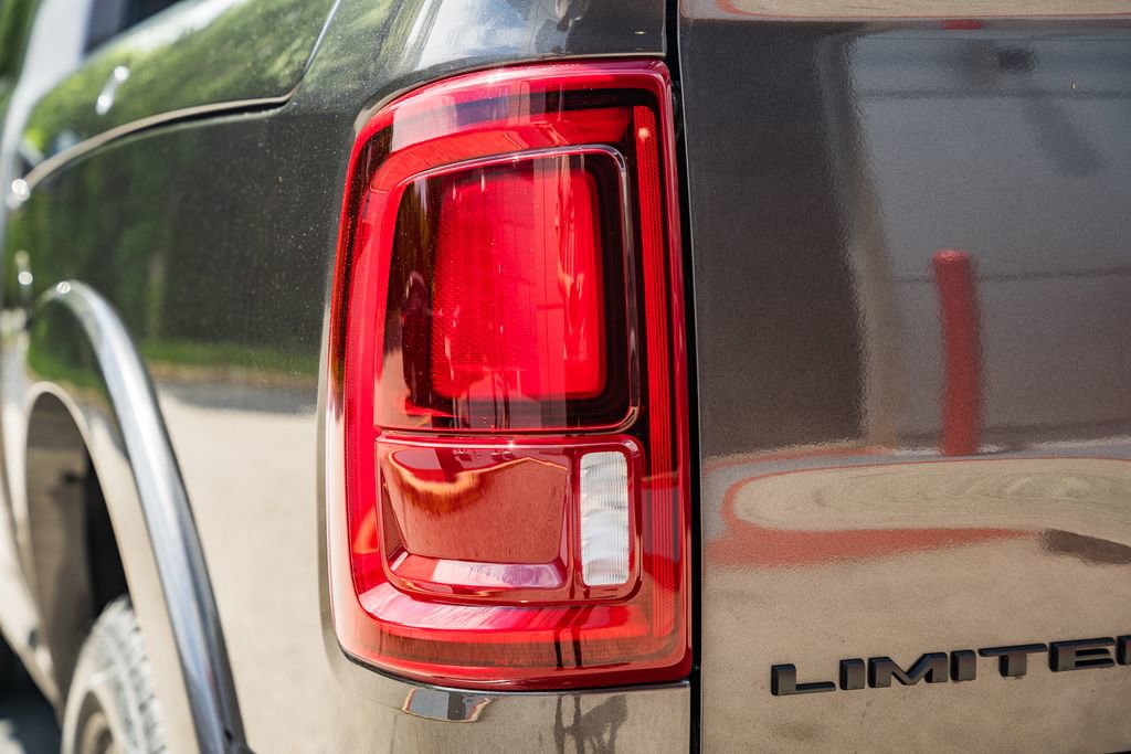 New 2026 RAM 2500 Limited AWD/4WD image 7