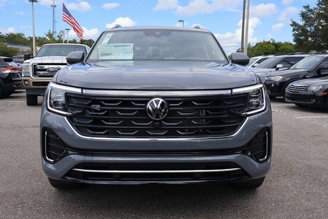New 2026 Volkswagen Atlas SEL Premium R-Line image 2