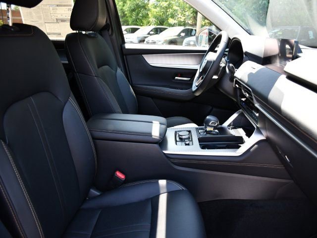 New 2026 MAZDA CX-70 3.3 Turbo w/ Preferred Package AWD/4WD image 29