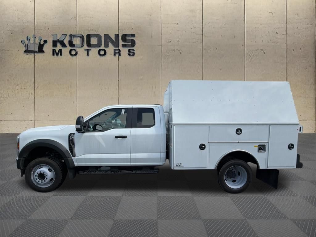 New 2025 Ford F450 XL w/ XL Chrome Package RWD video 4