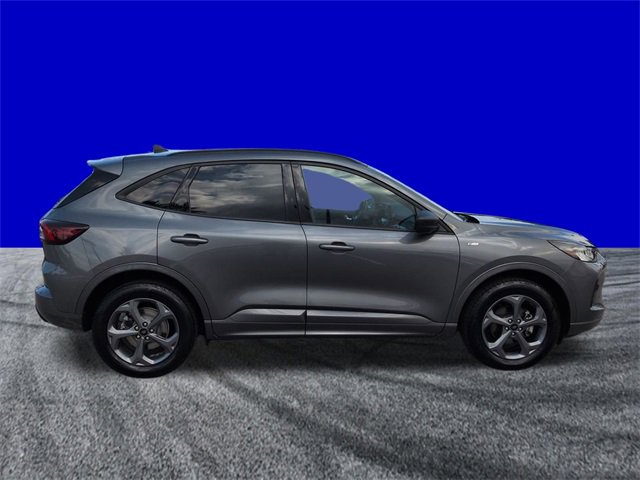 Certified 2024 Ford Escape ST-Line image 3