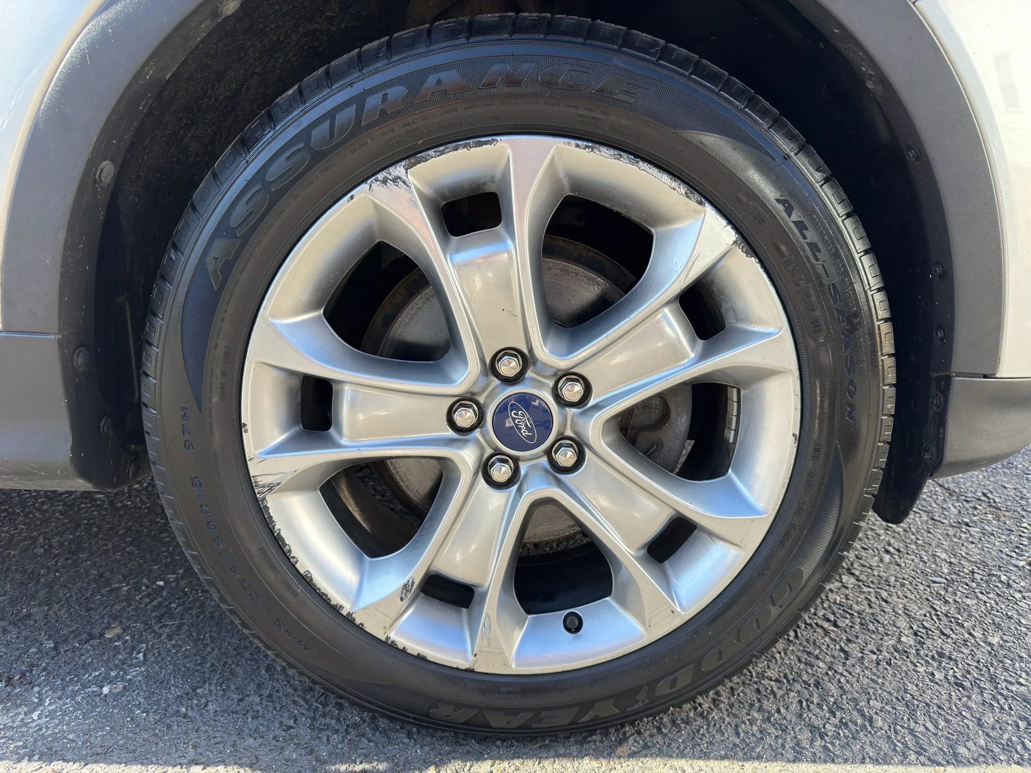 Used 2013 Ford Escape SEL image 9