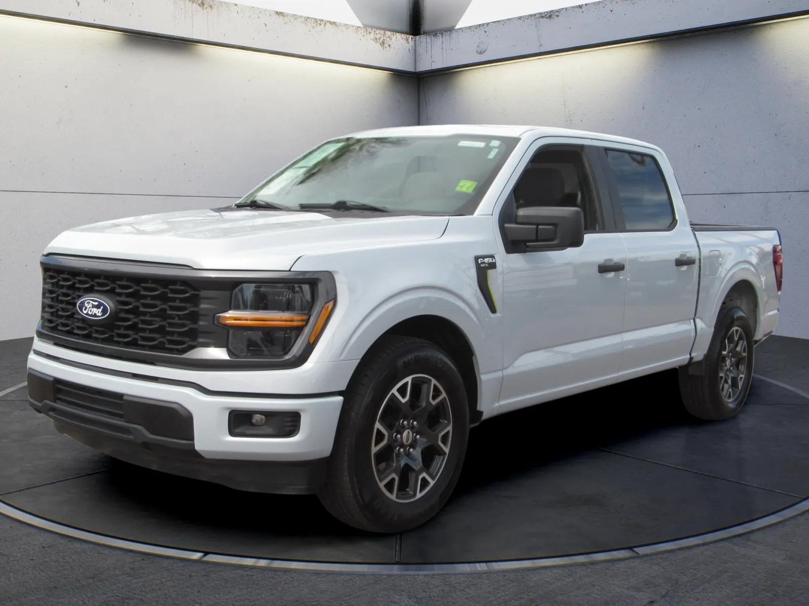 Used 2025 Ford F150 STX w/ Equipment Group 200A RWD image 1