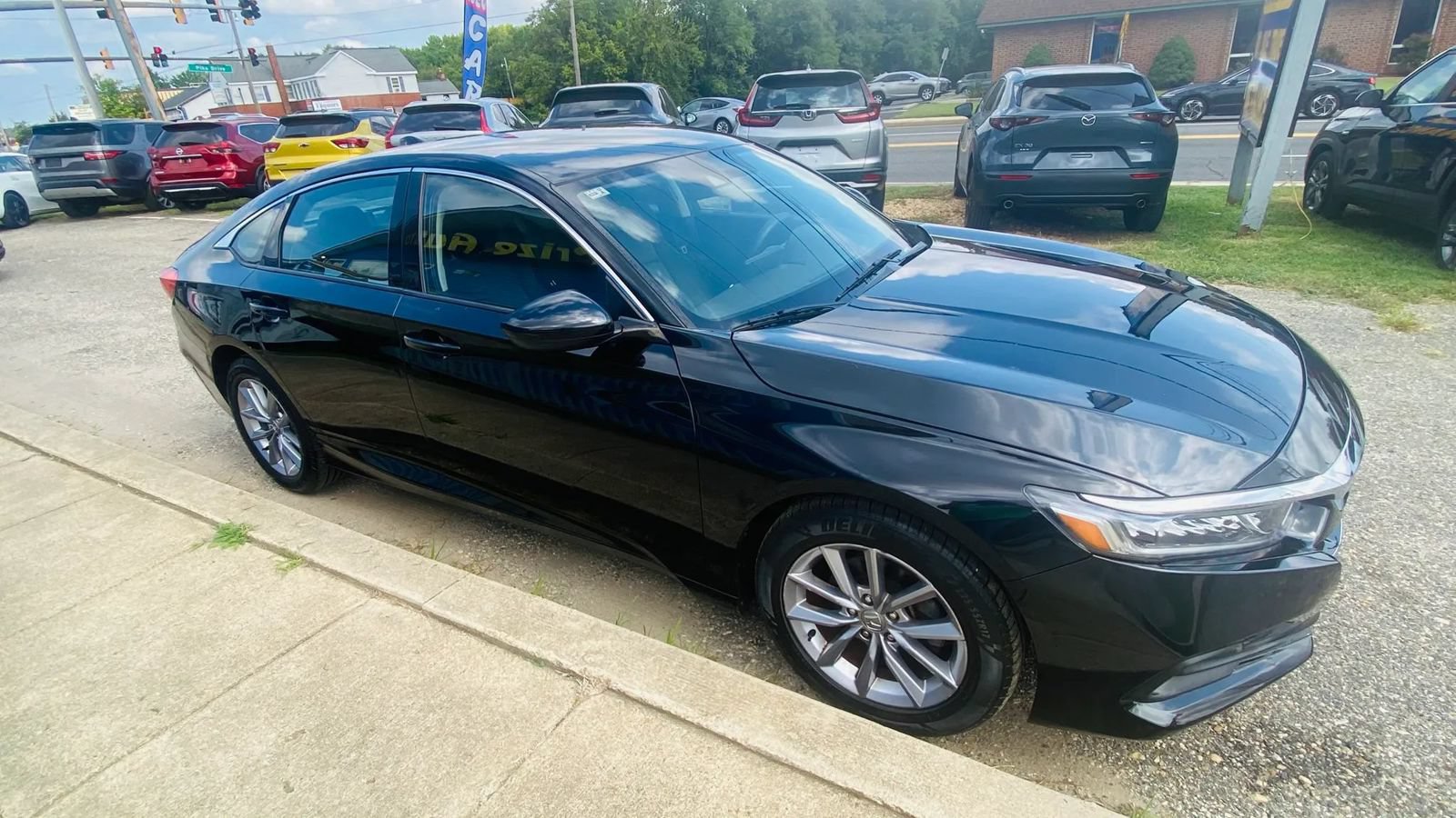 Used 2021 Honda Accord LX image 5