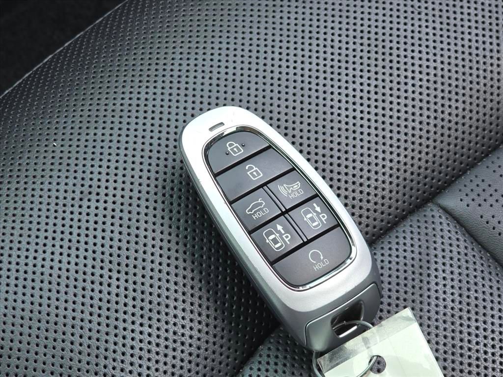 Certified 2021 Hyundai Sonata Limited w/ Cargo Package image 24