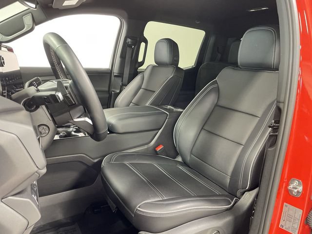 Certified 2025 Chevrolet Silverado EV LT AWD/4WD image 11