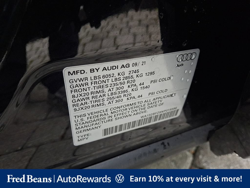 Used 2022 Audi Q4 e-tron Premium Plus w/ Premium Plus AWD/4WD image 33