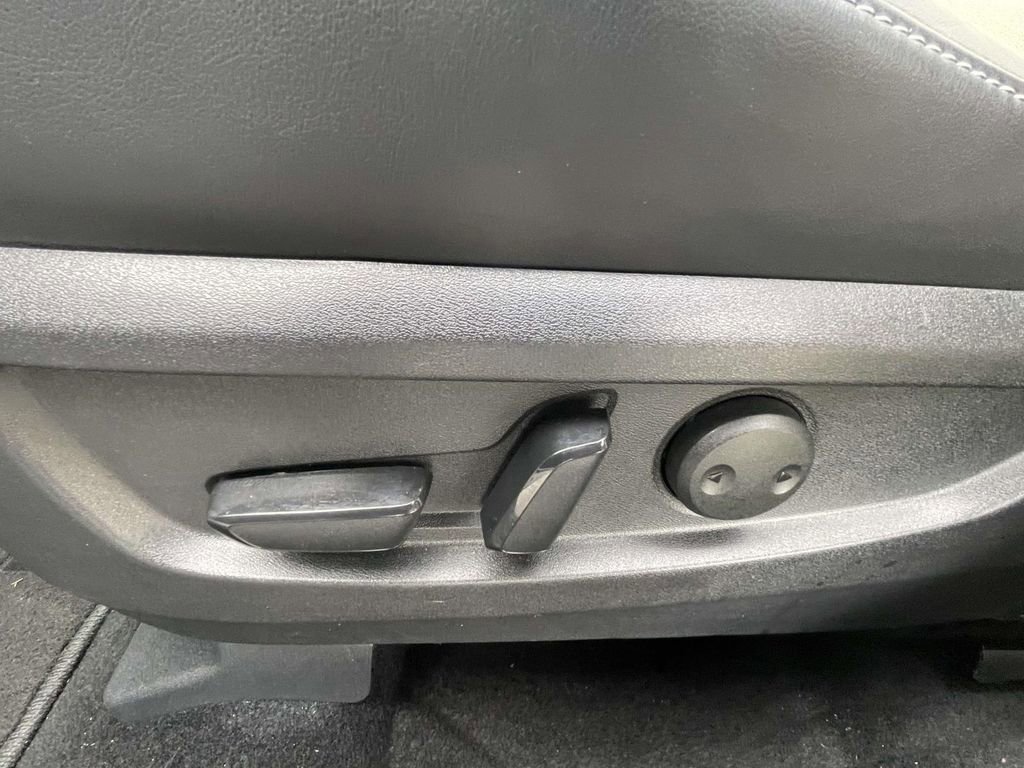 Used 2025 INFINITI QX50 Pure image 14