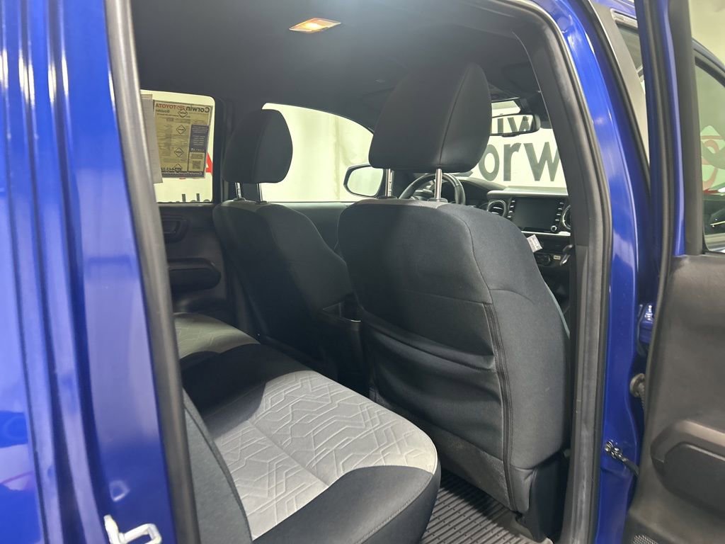 Used 2022 Toyota Tacoma TRD Off-Road image 15