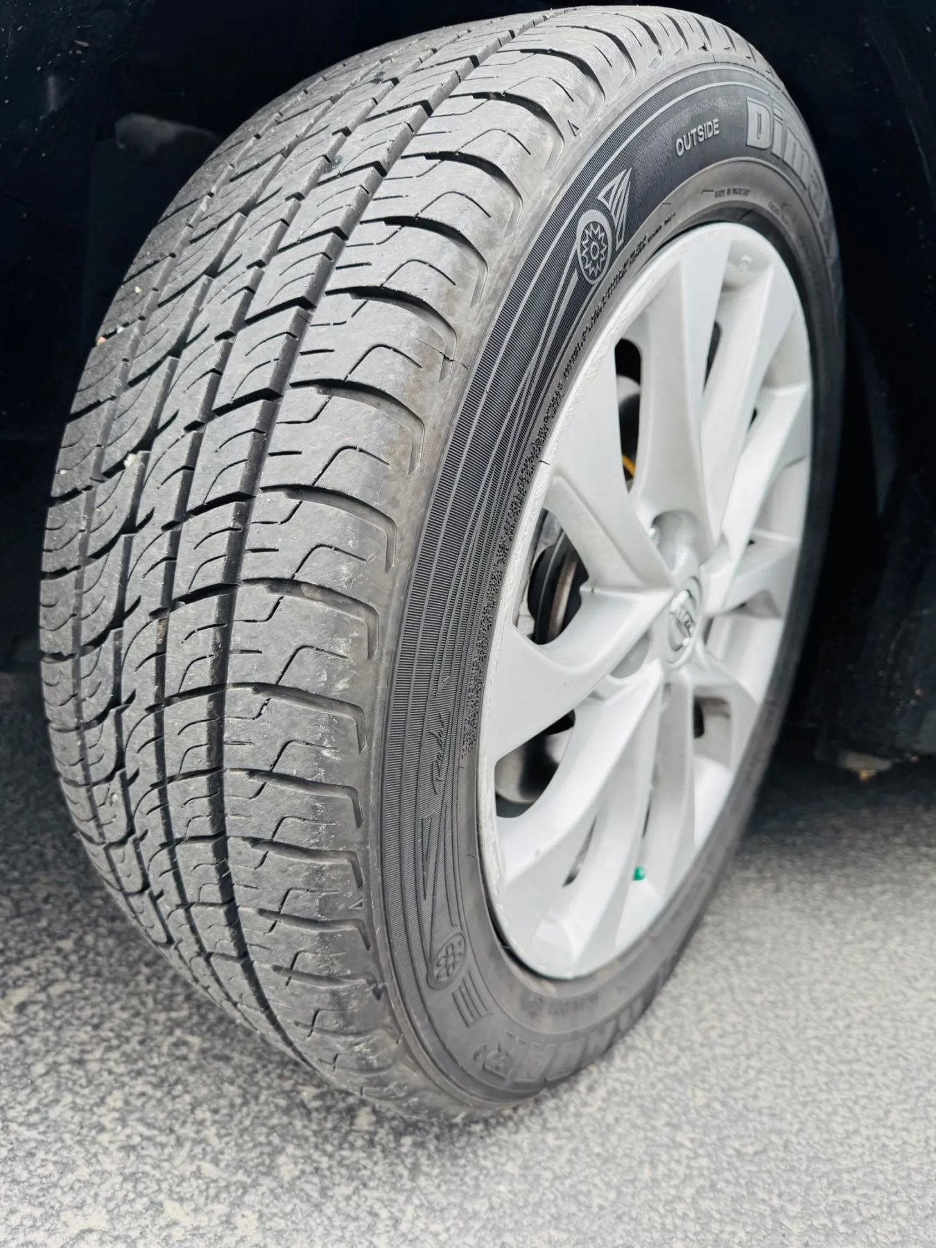 Used 2019 Nissan Sentra SV image 16