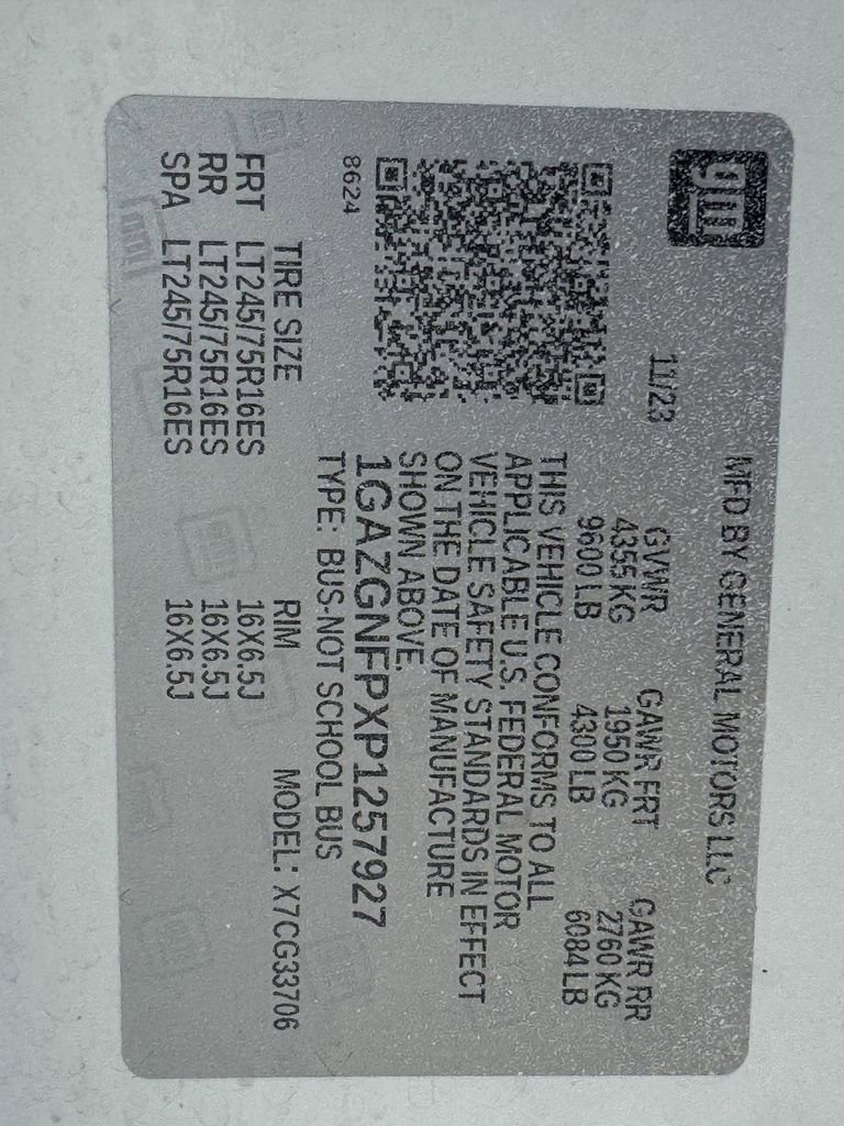 Used 2023 Chevrolet Express 3500 LS image 26