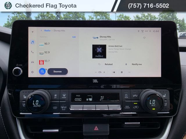 Used 2024 Toyota Grand Highlander AWD image 14