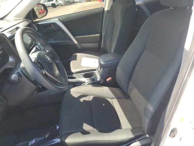 Used 2016 Toyota RAV4 LE AWD/4WD image 15