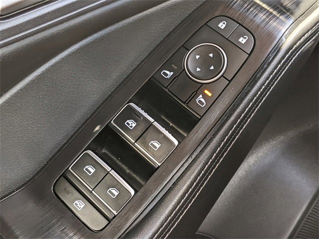 Used 2023 Nissan Rogue SL w/ SL Premium Package image 21