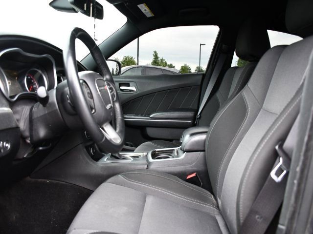 Used 2016 Dodge Charger SXT RWD image 13