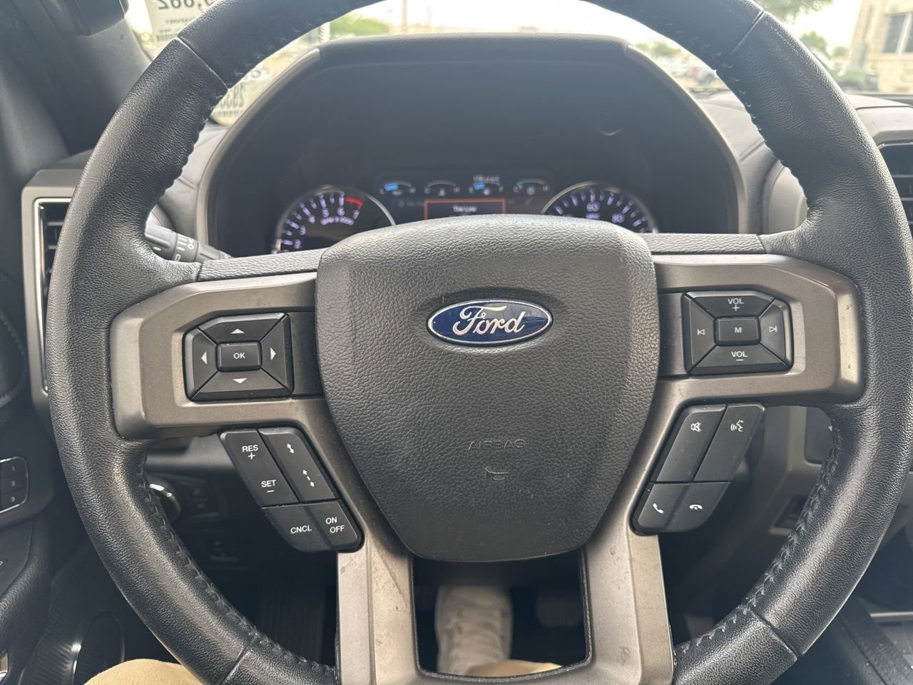 Used 2019 Ford Expedition XLT w/ Equipment Group 202A image 11