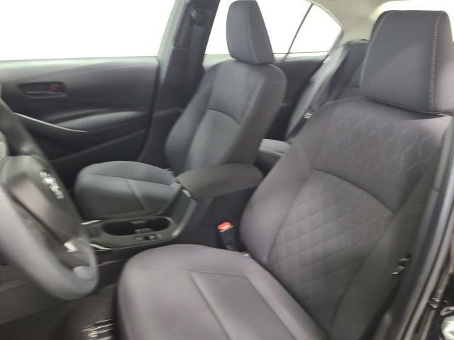 Used 2023 Toyota Corolla LE FWD image 18