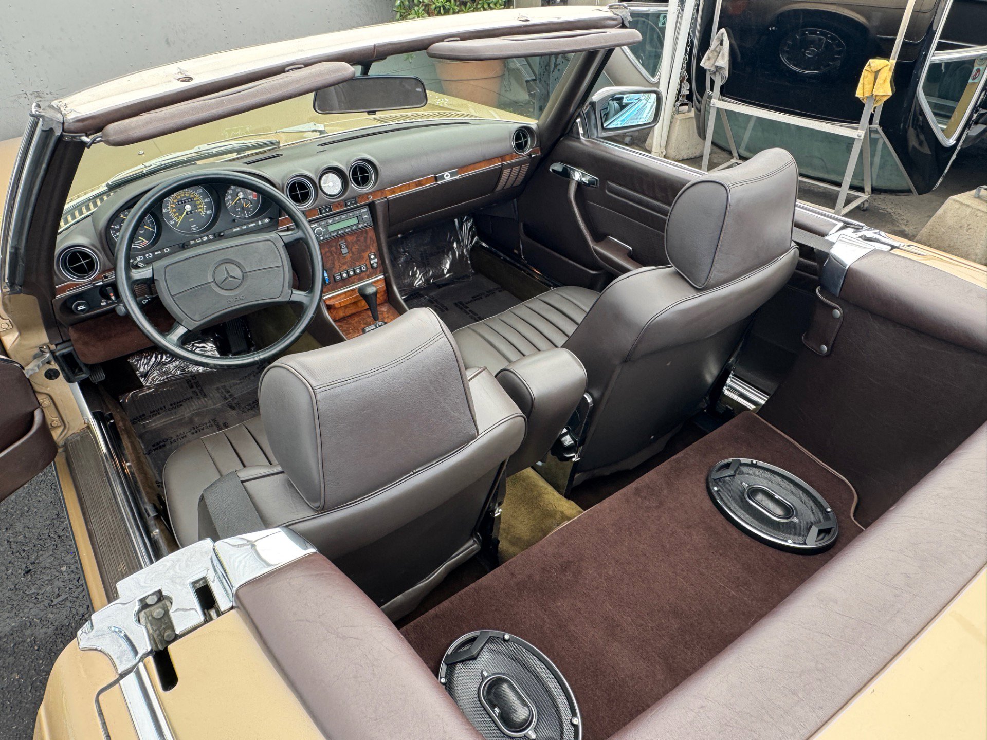 Used 1987 Mercedes-Benz 560 SL image 17