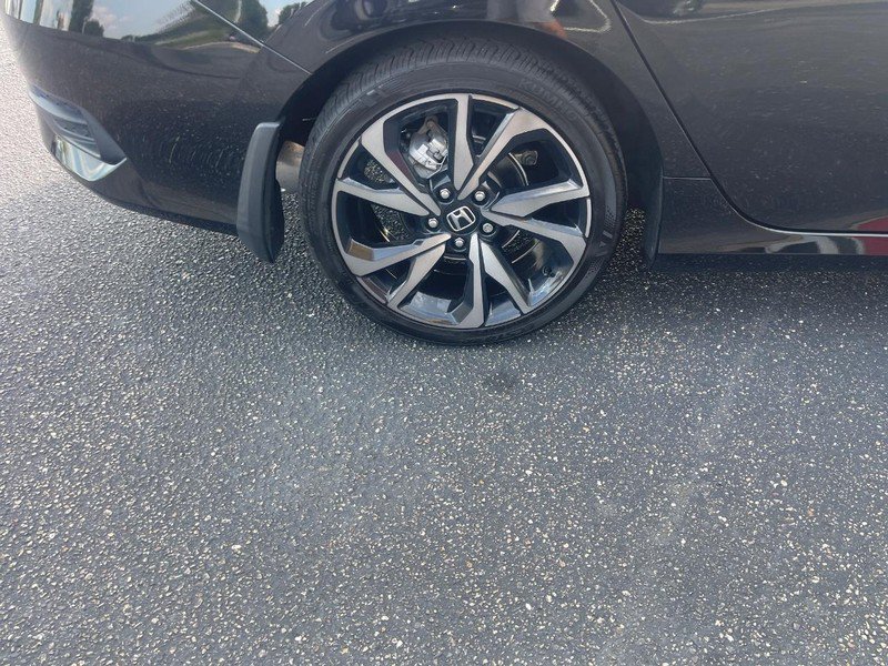 Used 2019 Honda Civic Sport image 10