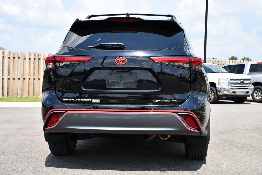 Used 2021 Toyota Highlander Limited AWD/4WD image 6
