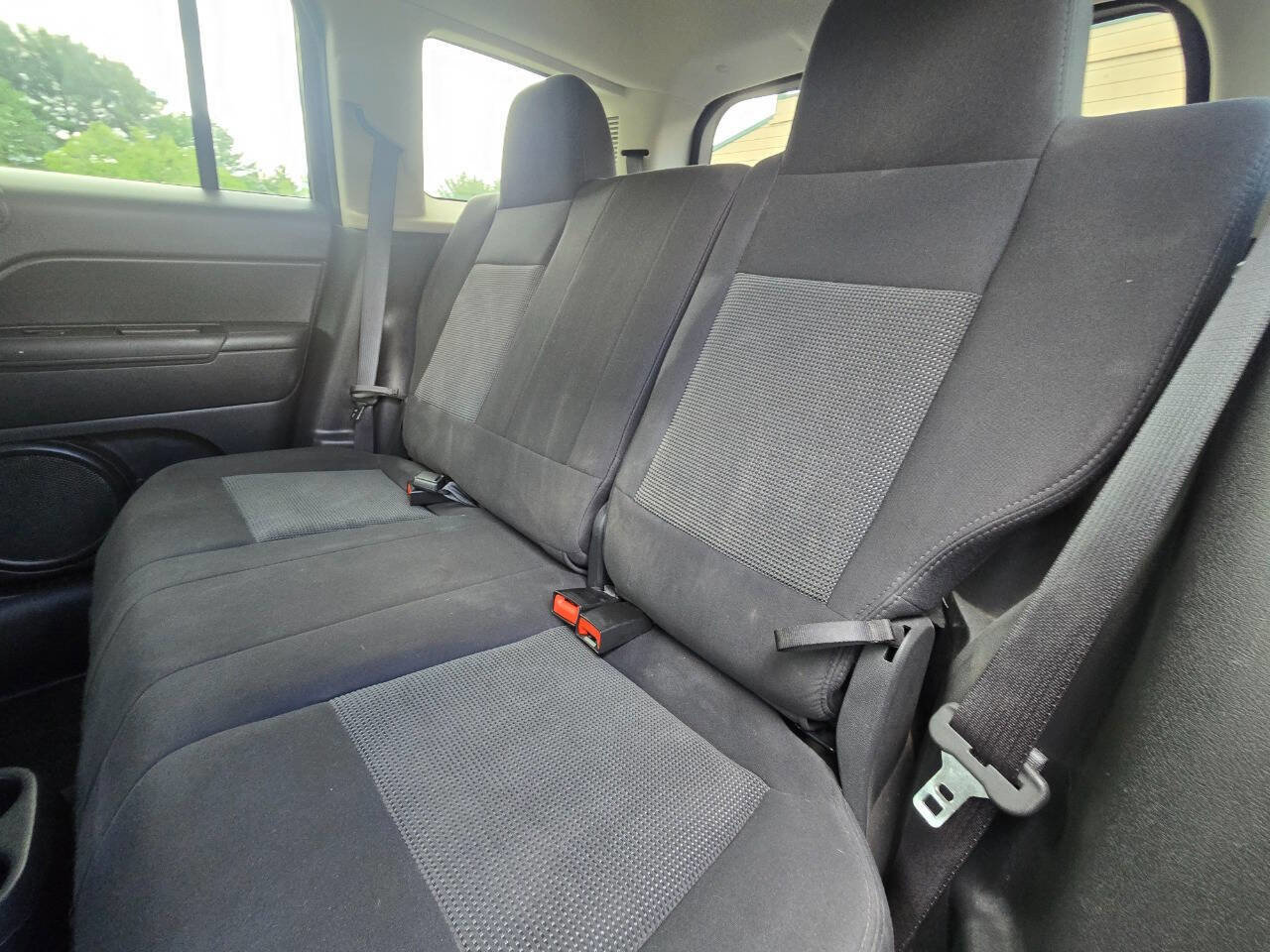 Used 2012 Jeep Patriot Latitude FWD image 33