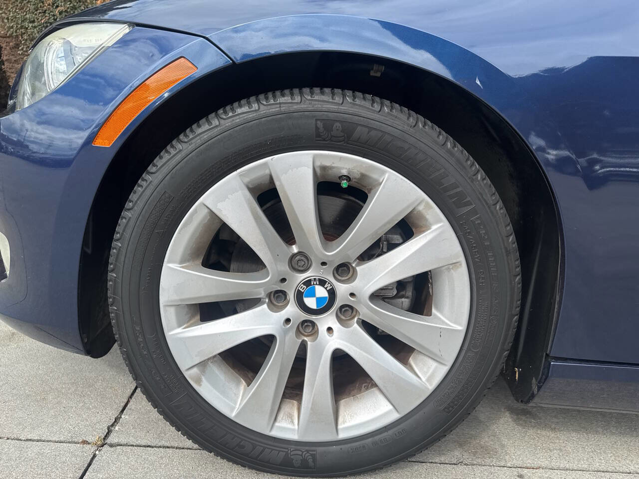 Used 2013 BMW 328i Convertible image 17