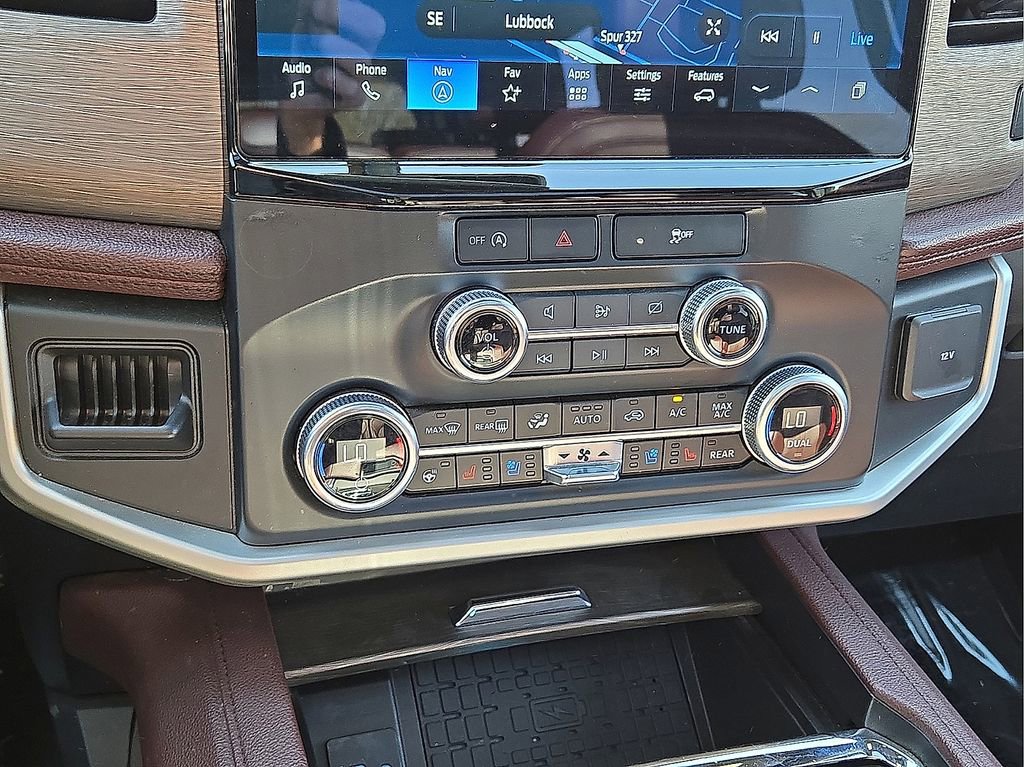 Used 2024 Ford Expedition Max Limited image 29