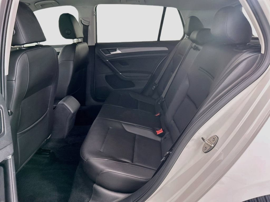 Used 2020 Volkswagen Golf 4-Door FWD image 19