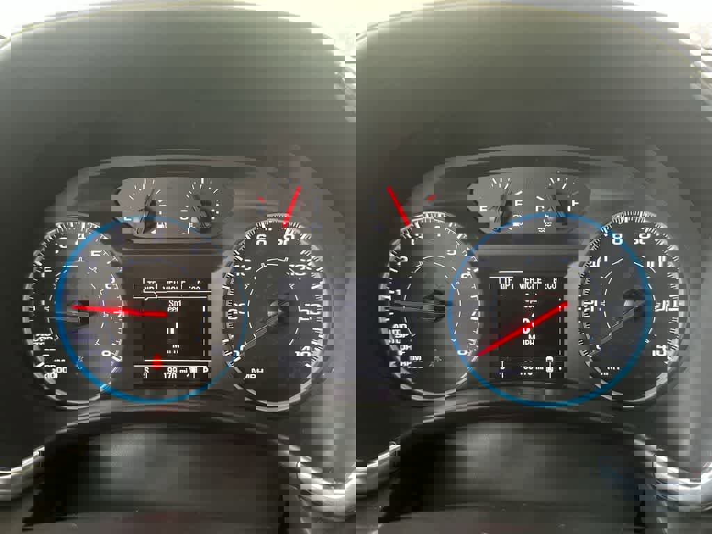 Used 2023 Chevrolet Equinox LS image 16