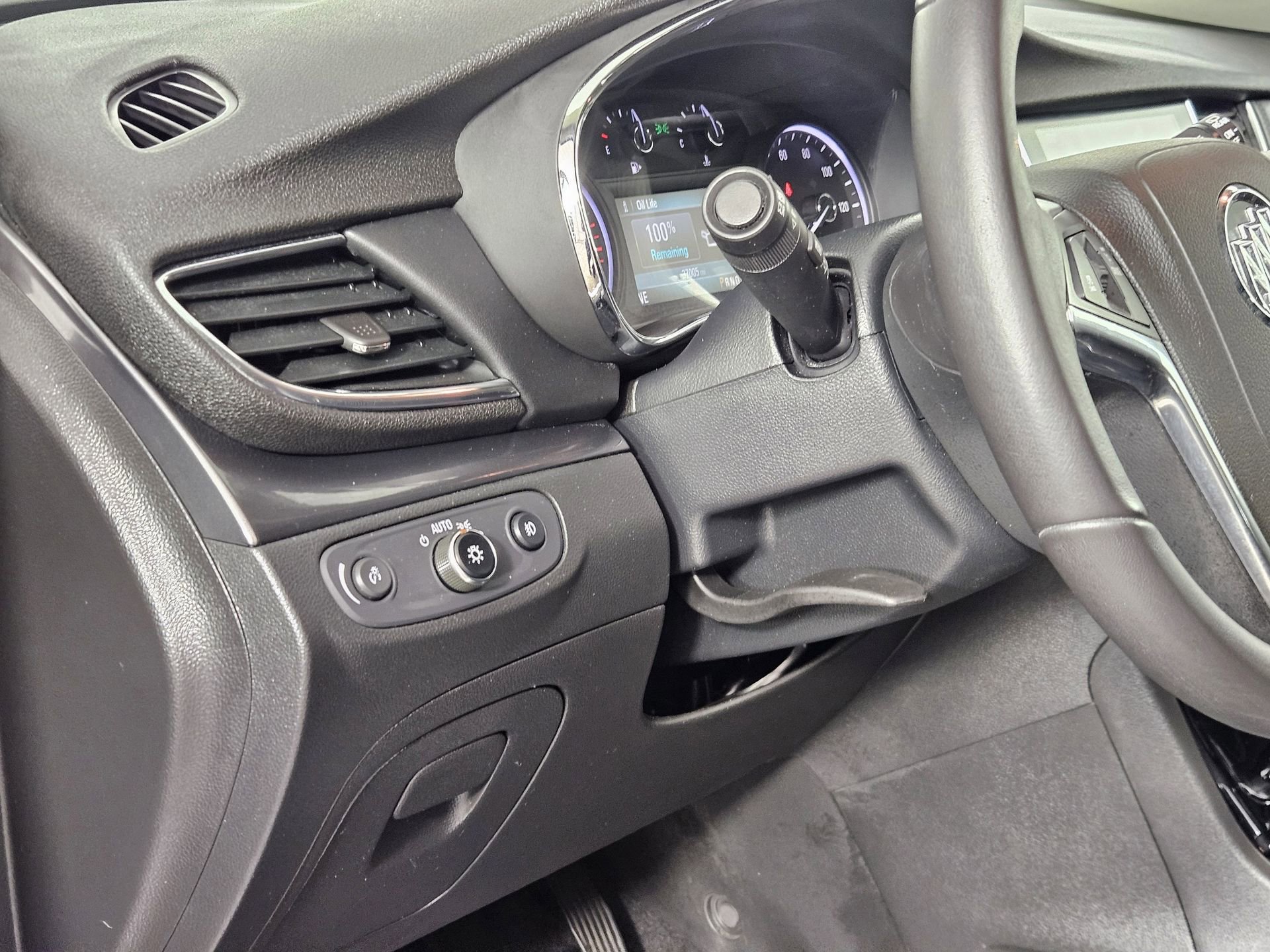 Used 2018 Buick Encore Sport Touring FWD image 16