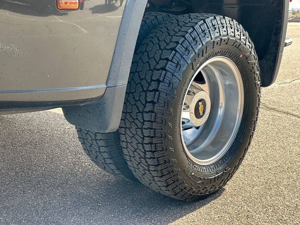 Used 2022 Chevrolet Silverado 3500 High Country w/ LPO, Hitch Package image 34