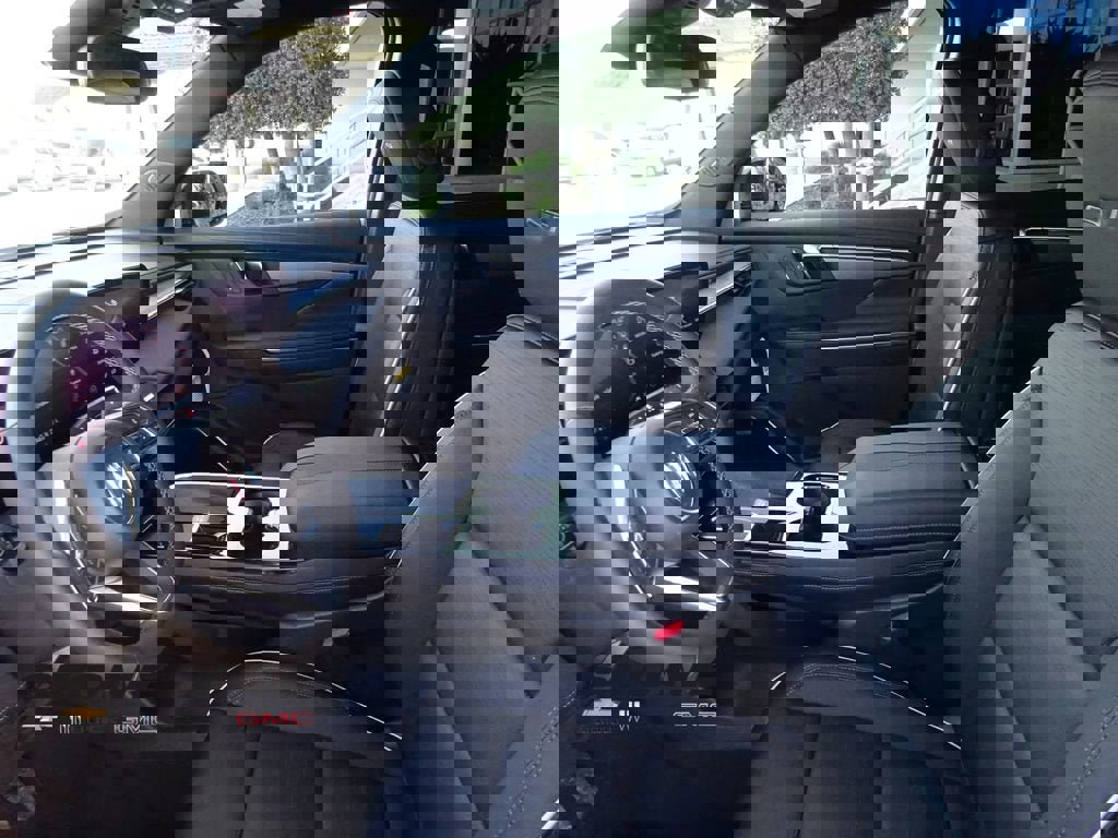 New 2026 Buick Enclave Sport Touring image 13