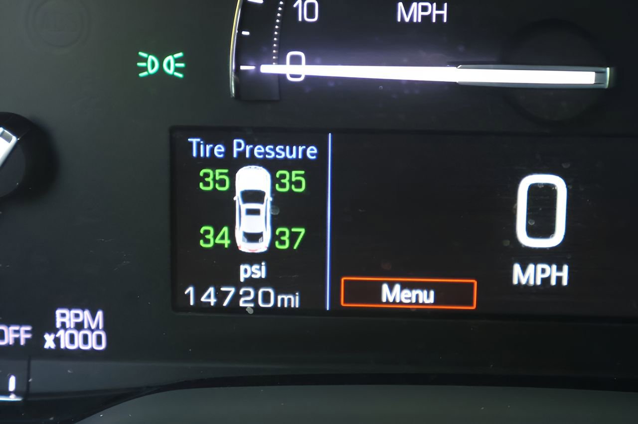 Used 2018 Cadillac CTS Sedan w/ Seating Package RWD image 22