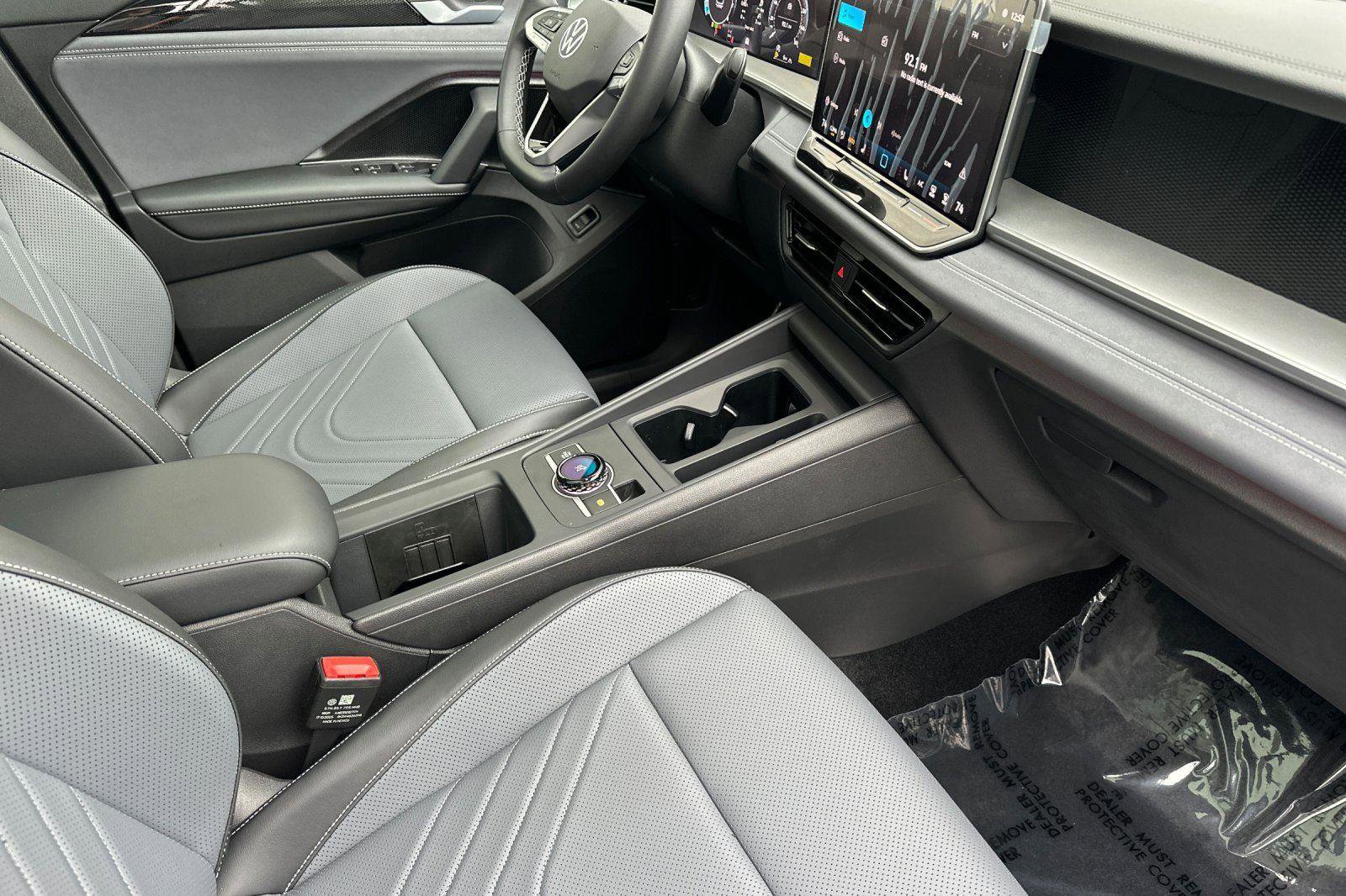 New 2026 Volkswagen Tiguan SE image 15