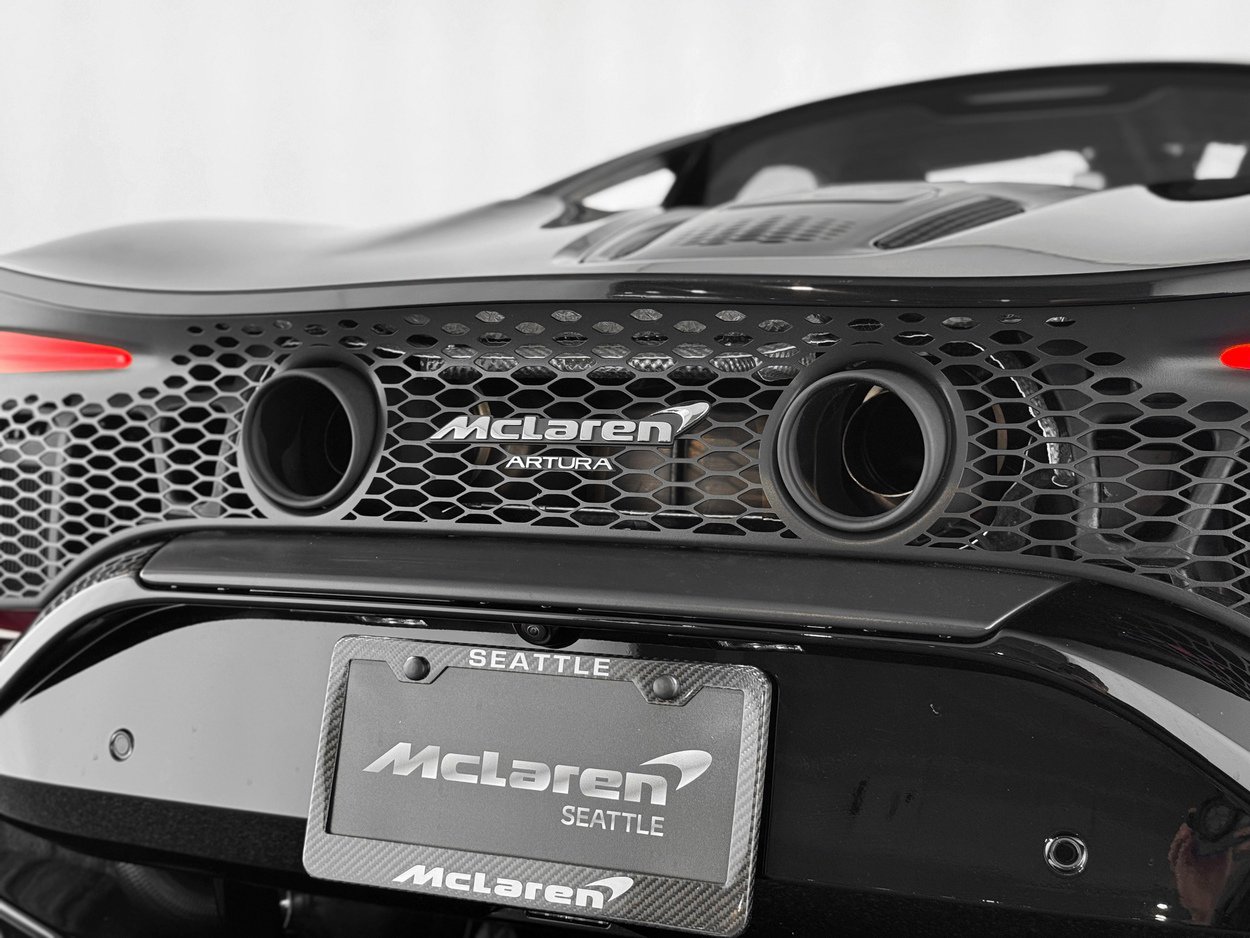 New 2025 McLaren Artura image 42