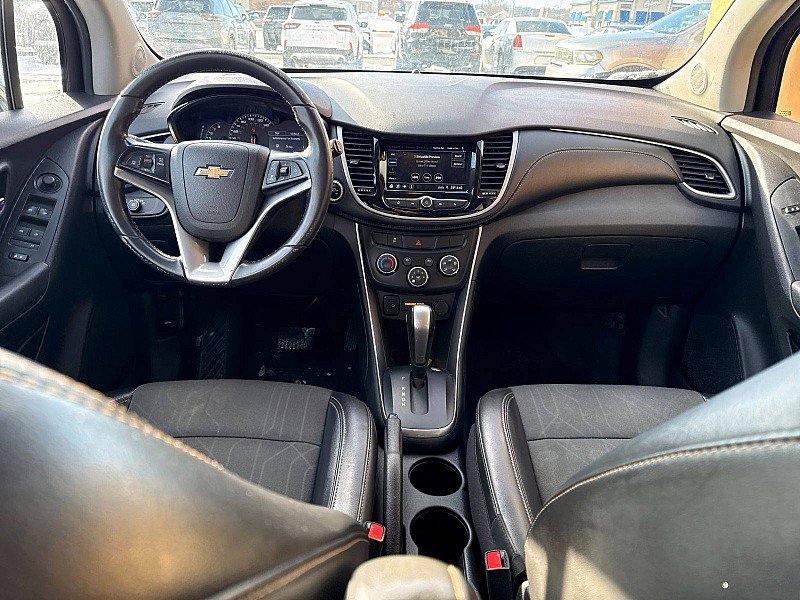 Used 2019 Chevrolet Trax LT w/ LT Convenience Package image 10