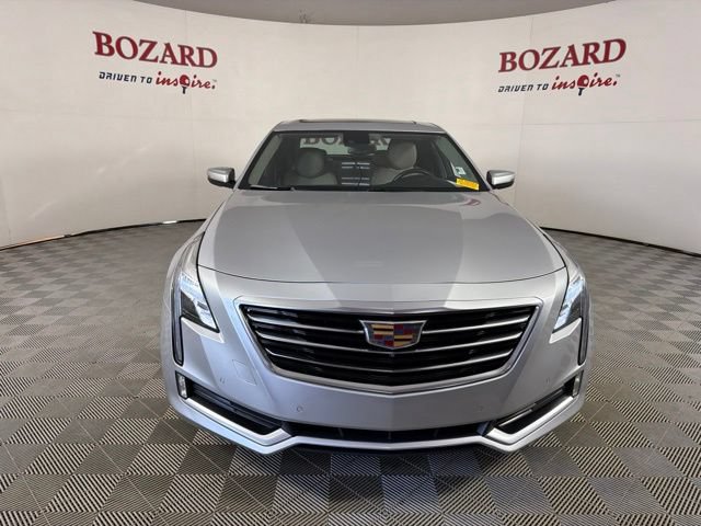 Used 2017 Cadillac CT6 Luxury RWD image 2