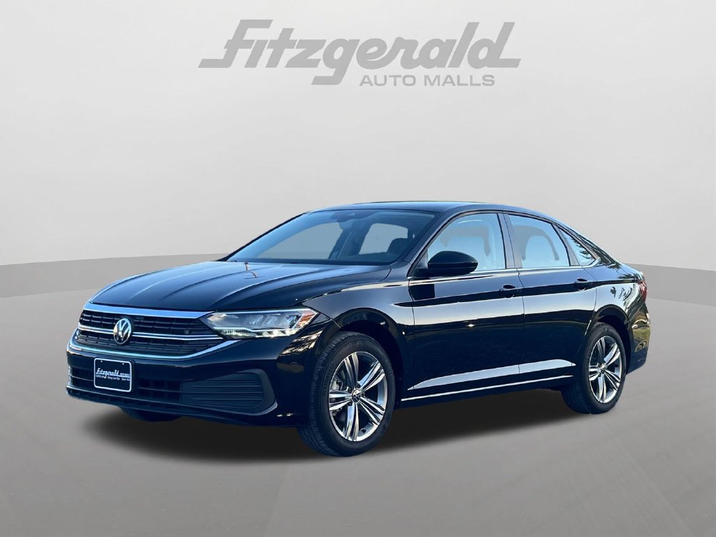 Used 2024 Volkswagen Jetta SE FWD image 2