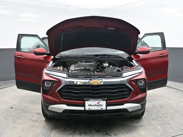 Used 2025 Chevrolet TrailBlazer LT image 36