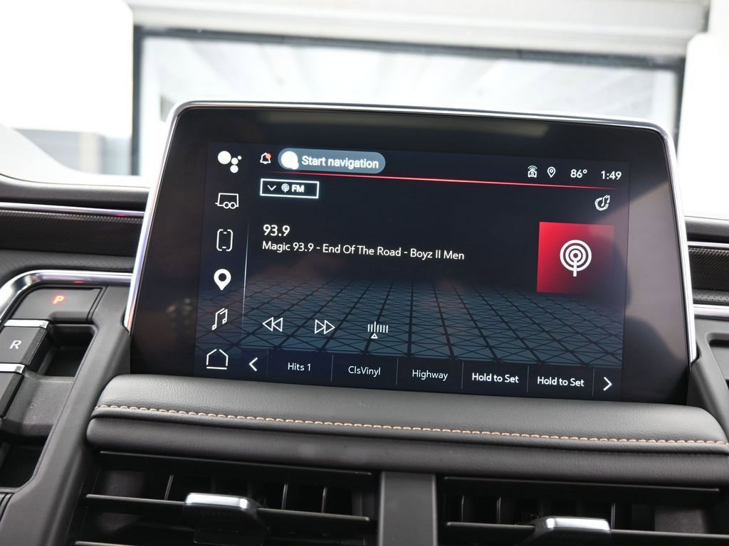 Used 2023 GMC Yukon XL AT4 image 25